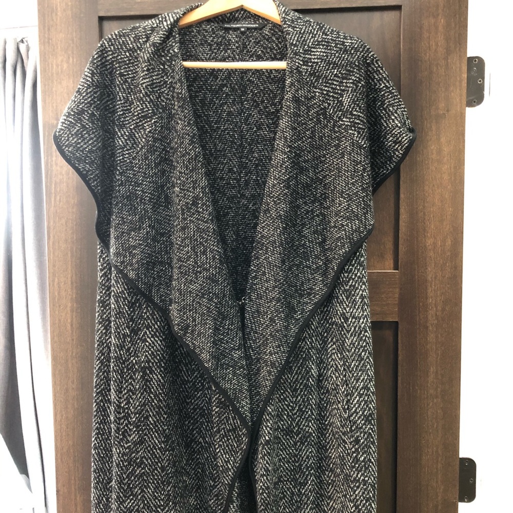 Women’s Knit Open-Front Draped Cardigan Sweater - Black & White